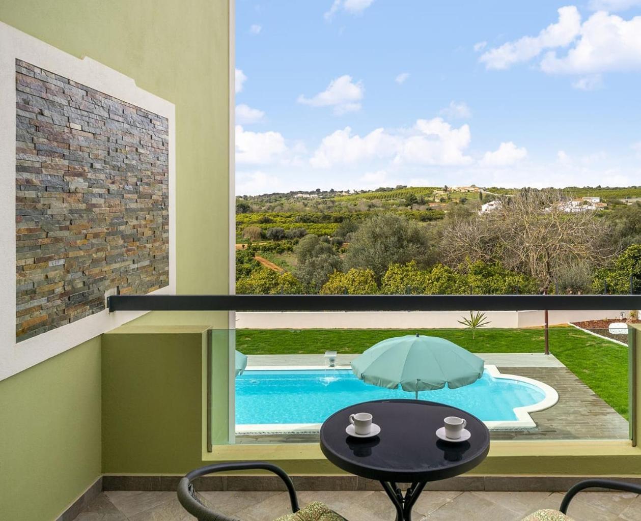 Alegria Villa *